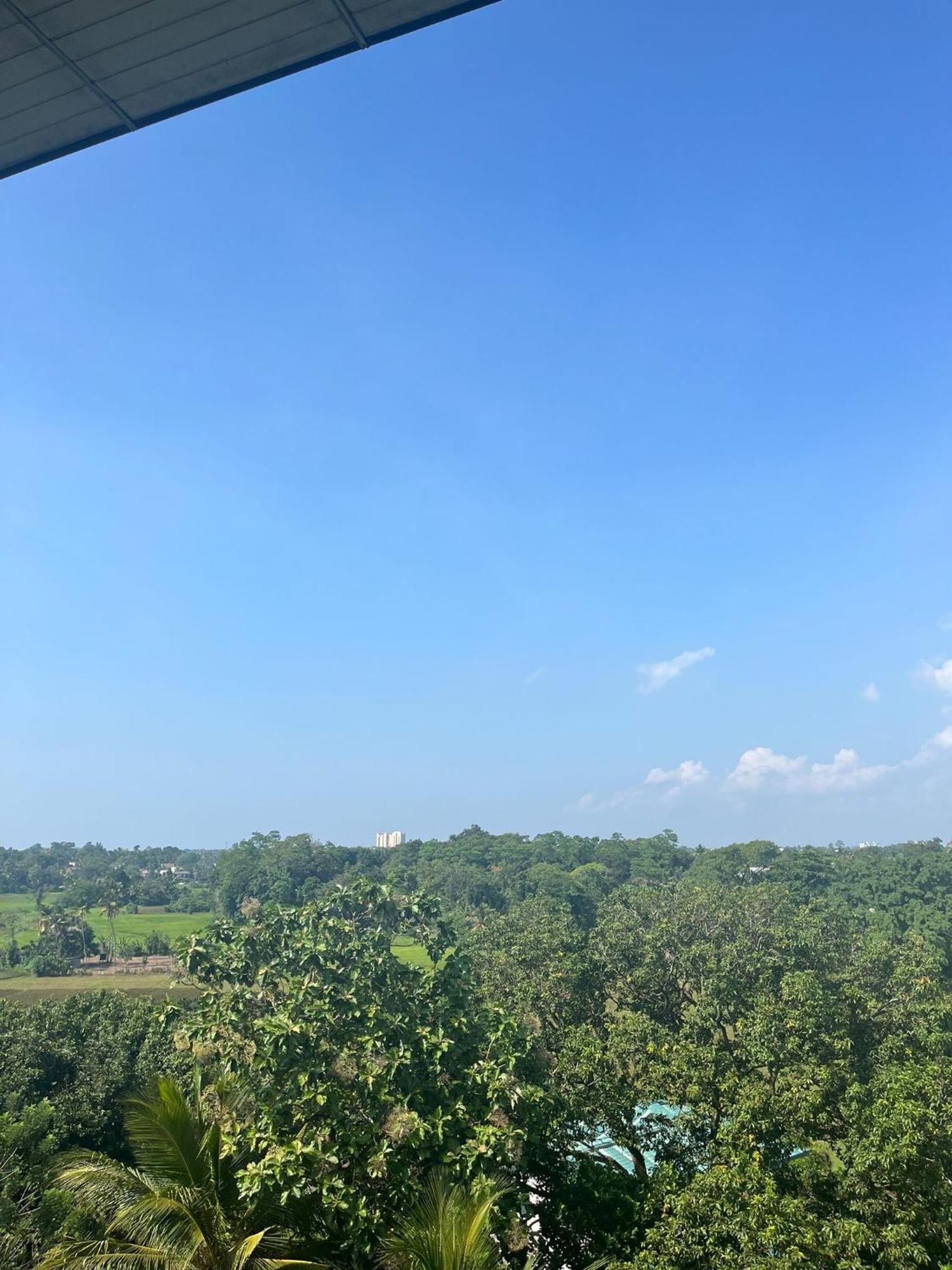 Thalangama Lakeview * Battaramulla